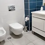 Vitismar Ii Com Piscina, Jardim E Garagem Guia (Faro)