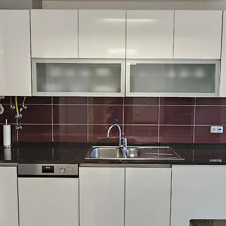 アパート Vitismar Ii Com Piscina, Jardim E Garagem