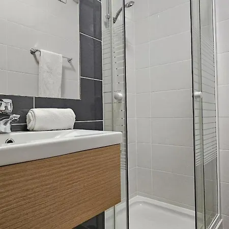 Vitismar Ii Com Piscina, Jardim E Garagem