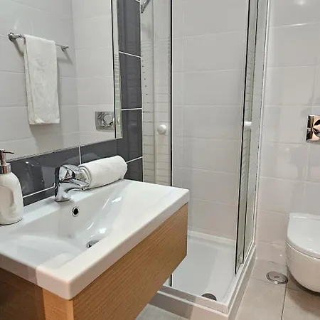 アパート Vitismar Ii Com Piscina, Jardim E Garagem